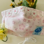 ＊＊お花に包まれて♡三重ガーゼの優しいプリントの女性用マスクキット＊＊　ピンクの小花