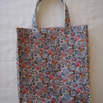 マチ付きバッグ*リバティ*Betsy*ピンク&グレー*33×30×５㎝