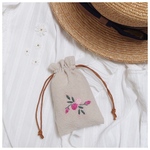 【薔薇　刺繍巾着袋】