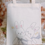 手描き1点物「リボンくるくる🐰」トートバッグ