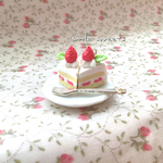 いちごショートケーキのピアス🍓