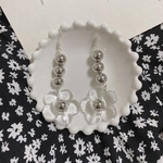 クリアフラワーシルバーピアス