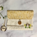 【e様専用】フタ付きポーチ・羊毛フェルト刺しゅうのシマエナガちゃんとミモザ