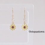 ❂太陽の花❂ ひまわりとルチルクォーツのサマーピアス（イエロー）