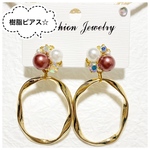 樹脂！ビジューピアス