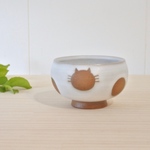 丸湯呑 ねこ水玉（白）受注制作