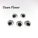【A-1393】5pcs　トリプルハート　クリスタル　17×16ｍｍ　シルバー　ブラック　カン付き チャーム