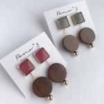 ウッドコインのシンプルピアス/イヤリング