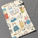 【ｍ様オーダー品】ume＊mew マルチケース（しっぽの長いネコ）おまけ付き