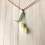 チューリップ（スプリンググリーン）のネックレス