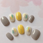 012-1☆大人可愛い 塗りかけネイル ニュアンスネイル ショートネイル  夏ネイル おしゃれ シンプル グレー イエロー和装 ネイルチップ