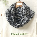 ＊コンパクトなスヌード/モノトーン花柄