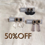 《SALE 50%OFF》ウッドビーズの刺繍ピアス