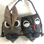 絣のめおとフクロウのタペストリー
