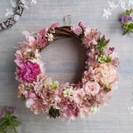 Jolie botanique＜Rose＞＊ハーフムーンリース＊プリザーブドフラワー＊お花＊ギフト＊結婚祝い＊新築祝い＊お誕生日祝い＊ウェディング＊母の日＊１点もの
