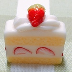 イチゴショートケーキ(長方形)🍰マグネット