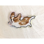 刺繍の飛行犬