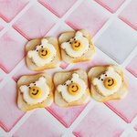 くまのメドベージくん　目玉焼きトースト