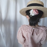 ポニーテールが決まるフラワーリボンヘアゴム