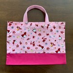 小さめレッスンバッグ：アリス柄（Ｐ）