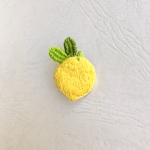 手刺繍ブローチ【ころころ国産レモン】