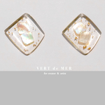 【4個 30×28mm】変形 シェル＆金箔 クリア アクリル パーツ 