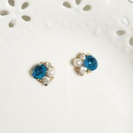 碧のビジューピアス・イヤリング 