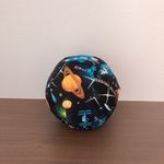 布ボール　黒　宇宙柄
