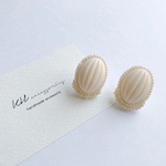rim (double) : off white（ピアス/イヤリング）