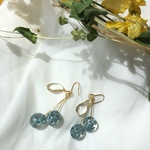 チェリーの片耳ピアス