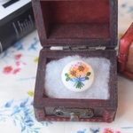 ひまわりの花束ブローチ/ヘアゴム 【母の日/プレゼント/手刺繍】