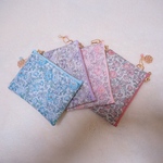 Mさまご予約品　LIBERTY　Felicite　　仕切り付きビニコのminiポーチ　◆　コインケース・小物入れに♪