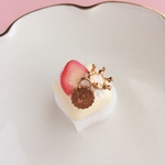 スクエアホワイトチョコリング
