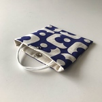 マスクケース　仮置き　square flower ネイビー