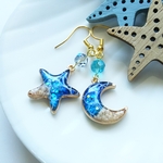 *リニューアル*ゴールド枠☆月と星の水面模様マリンピアス☆星の砂☆