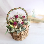 Green garden flower basket ドライフラワー　ギフト