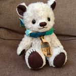 ハンドメイド　リアルレザータグネックレスを付けたテディベア風クマさんぬいぐるみ　再販不可