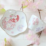 【即納】*さくらうらら*　桜型小皿＆お湯呑みセット