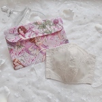母の日Giftセット♡ 立体マスク＋マスクポーチセット【薔薇の刺繍】
