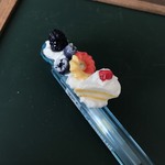 ZEBRA　プリズミー　スイーツデコペン（ブルーベリー&ショートケーキ）
