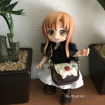 新作　お試し価格！ いちご柄 ミニハンドバッグ  こげ茶