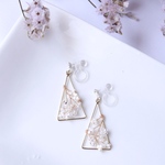 かすみ草のトライアングル小枝ピアス/イヤリング*