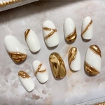 ホワイト×ゴールドニュアンスネイルチップ