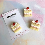 ショートケーキのブローチ
