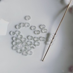 再販無し◆ デッドストック   4mm 30粒　クリア　ビーズ