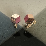寄木細工のイヤリング 【 cube】 <gry×pur×border>