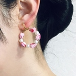  チューリップのサークルピアス