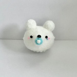 ふわふわお顔ブローチ＊泣き虫白くまの赤ちゃん