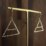 14kgf sparkle triangle swing pierces