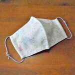 大人用　立体　マスク　野原のうさぎ